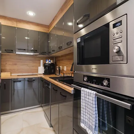 Sleek & Stylish 2-bedroom * Plovdiv