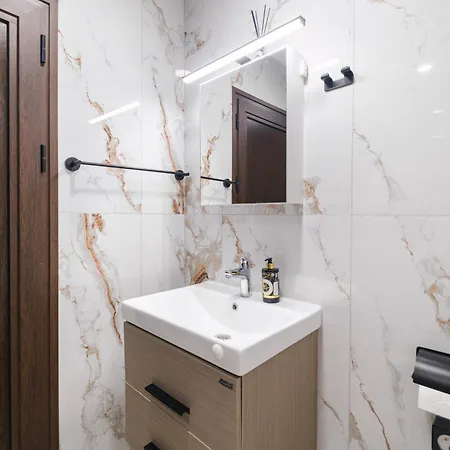 Sleek & Stylish 2-bedroom Plovdiv